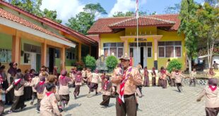 Peringati World Scarf Day, Gudep SD Negeri 6 Lumbir Latih Disiplin dan Karakter Peserta Didik Baru